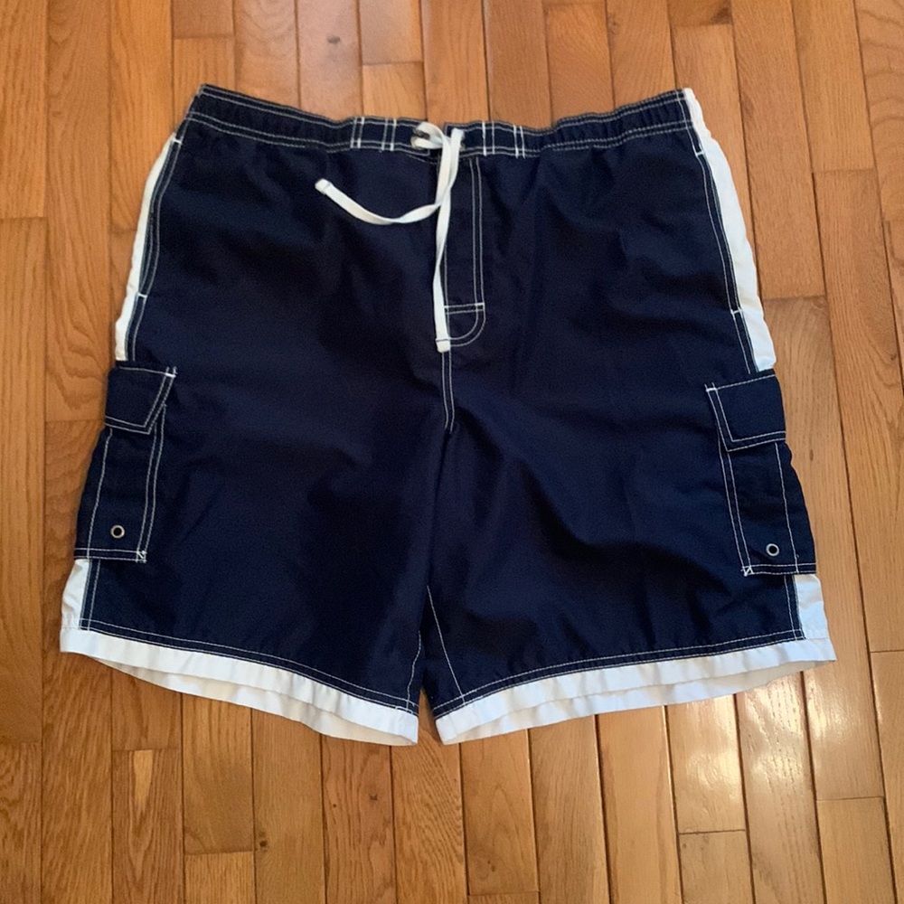 Roundtree & Yorke Swim Trunks (Navy)